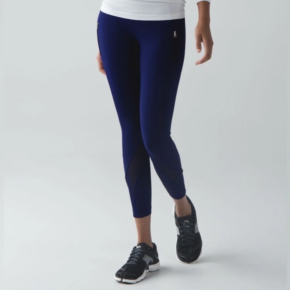 NWT Lululemon Inspire Tight II Hero Blue Size 8